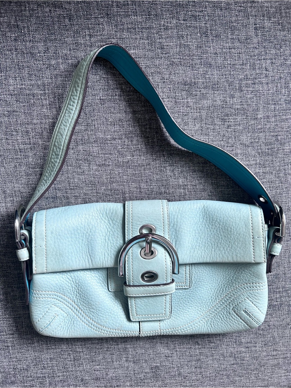 Y2K Coach Vintage Light Baby Blue Mint Teal Leather Shoulder Bag Silver details